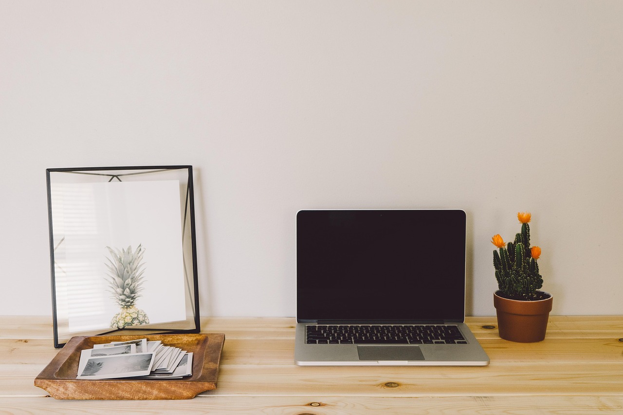 entdecken sie die vorteile des arbeitens von zu hause aus: flexibilität, produktivität und ein besseres gleichgewicht zwischen berufs- und privatleben. erfahren sie tipps und tricks für eine erfolgreiche telearbeit.