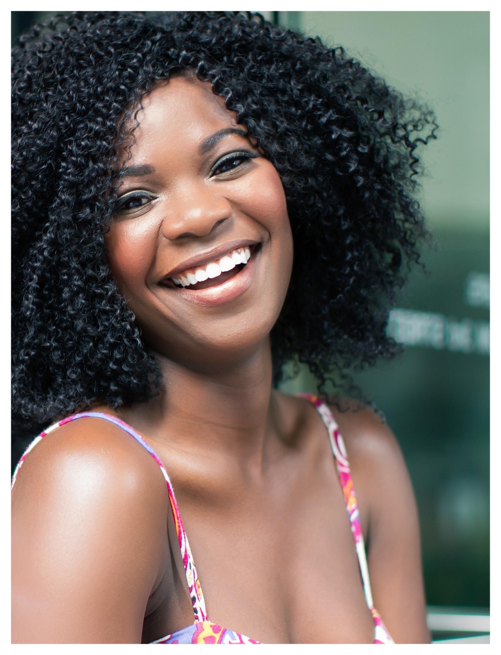 why-choose-us-02 smile, happy, people, fun, young, woman, happiness, girl, smiling, portrait, female, person, cheerful, face, summer, lifestyle, looking, black woman, fashion, attractive, model, glamour, nature, african, posing, black people